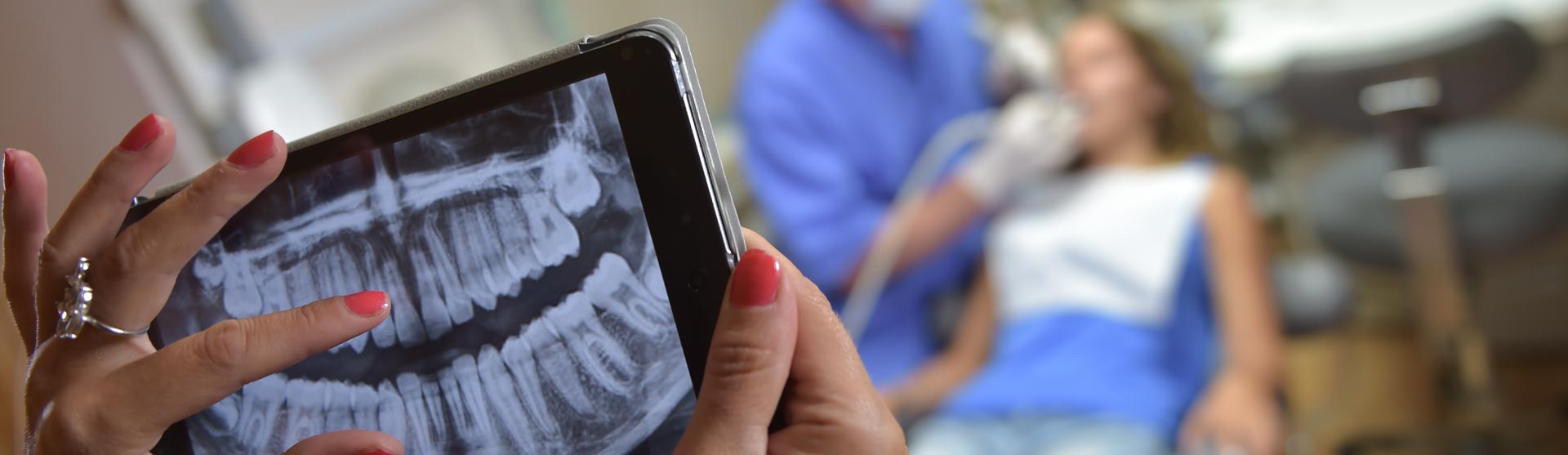 Digital tablet with a patients x-rays